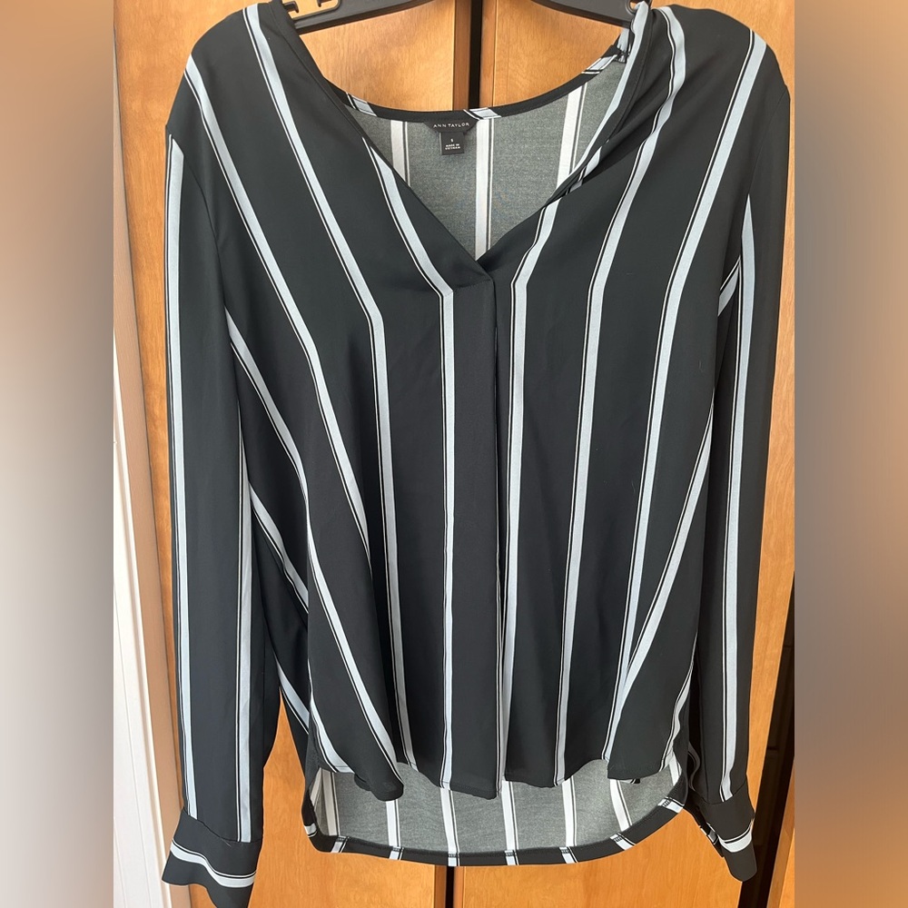 Ann Taylor Dark Green Blouse